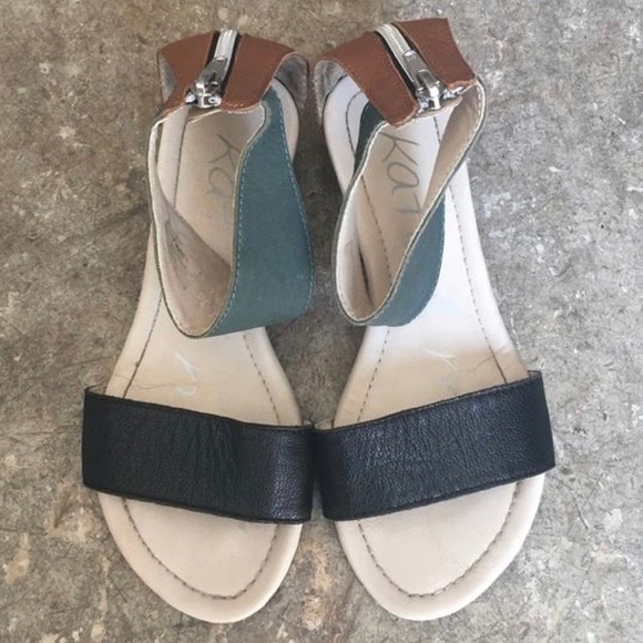 Kate & Mel - Two Strap leather wedge sandals - Picture 3 of 5